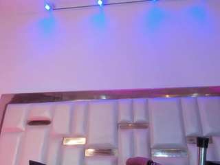 nelared — Camsoda recorded stream image, 21.05.2025 05:30