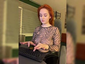1_Aariella_1 — Bongacams recorded stream image, 21.05.2025 18:00