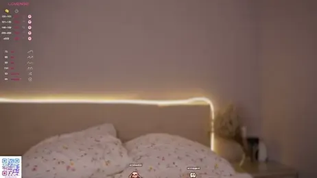 Sunshine_Diana — Stripchat recorded stream image, 21.05.2025 22:30
