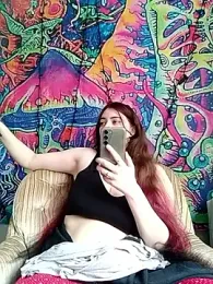 Snowbunnycake_131 — Stripchat recorded stream image, 22.05.2025 17:10