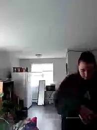 Snowbunnycake_131 — Stripchat recorded stream image, 22.05.2025 17:10