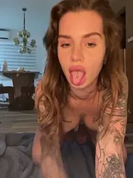 EmiliaCatalina — Stripchat recorded stream image, 23.05.2025 23:30