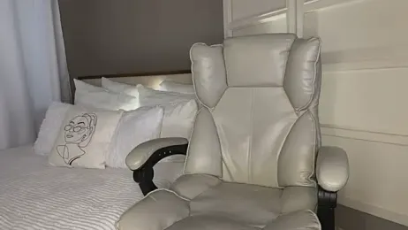 UrLillShy — Stripchat recorded stream image, 24.05.2025 00:20