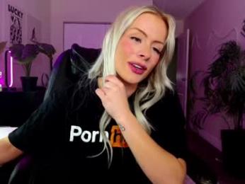 oliviaowens — Chaturbate recorded stream image, 24.05.2025 18:10