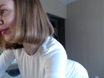 molly_p — Chaturbate recorded stream screenshot (25 May 2025)