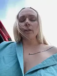 Bondgirl_013 — Stripchat recorded stream image, 26.05.2025 10:20