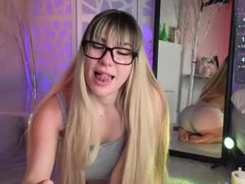 pepperxminthe — Chaturbate recorded stream screenshot (27 May 2025)