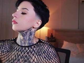 alicee-love — Camsoda recorded stream screenshot (27 May 2025)