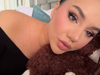 Eva Sin — Flirt4free recorded stream screenshot (27 May 2025)