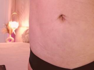 Eva Sin — Flirt4free recorded stream screenshot (27 May 2025)