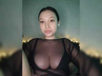 Goldlove10 — Bongacams recorded stream screenshot (27 May 2025)