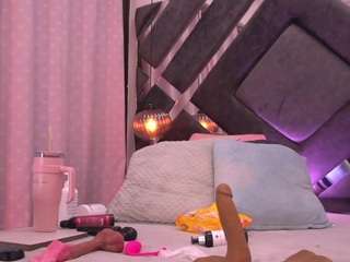 violeta-sanz — Camsoda recorded stream image, 28.05.2025 03:00