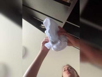 -Sexy_Hot_Angel- — Bongacams recorded stream screenshot (30 May 2025)