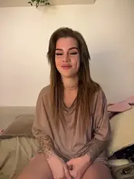 EmiliaCatalina — Stripchat recorded stream image, 31.05.2025 01:20