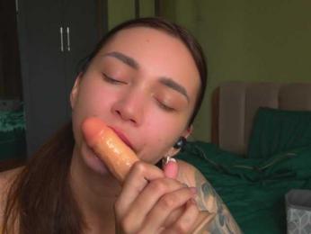 TeonaRose — Bongacams recorded stream image, 31.05.2025 09:50