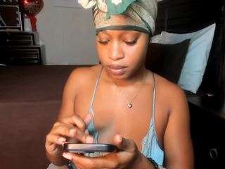 iluvsaffire-bleu — Camsoda recorded stream screenshot (01 Jun 2025)