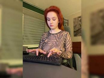 1_Aariella_1 — Bongacams recorded stream image, 01.06.2025 07:00