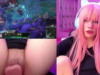 lilapop4 — Camsoda recorded stream image, 01.06.2025 13:40