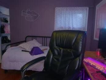 aynmarie — Chaturbate recorded stream image, 02.06.2025 00:10