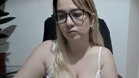amooraaamoon — Stripchat recorded stream image, 02.06.2025 11:50