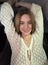 -AngelAri- — Stripchat recorded stream image, 09.02.2025 18:30