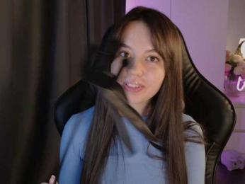 Businka13 — Bongacams recorded stream image, 02.06.2025 18:30