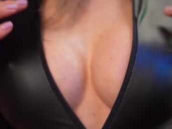 eva_fashionista — Chaturbate recorded stream image, 03.06.2025 03:20