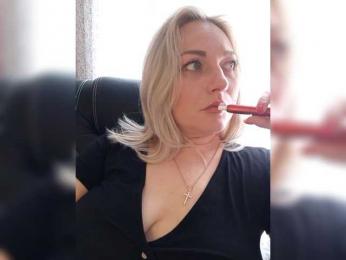 Tanysha-1 — Bongacams recorded stream image, 04.06.2025 04:10