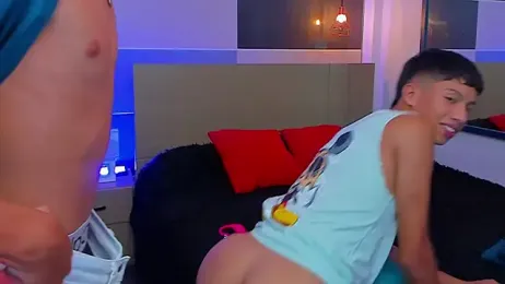 Juan_Nd_Steven — Stripchat recorded stream image, 04.06.2025 04:00