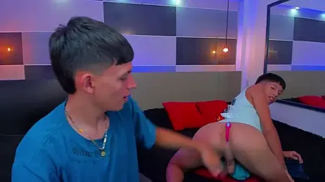 Juan_Nd_Steven — Stripchat recorded stream image, 04.06.2025 04:00