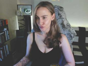 Adamova_Eva — Bongacams recorded stream screenshot (09 Feb 2025)