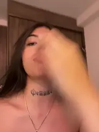 Sarasanders_4 — Stripchat recorded stream image, 05.06.2025 01:10