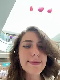 MariiD — Stripchat recorded stream image, 05.06.2025 07:10