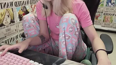 SNAKEgirlQAQ — Stripchat recorded stream image, 05.06.2025 17:30