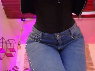 lady-brownn — Camsoda recorded stream image, 06.06.2025 11:00