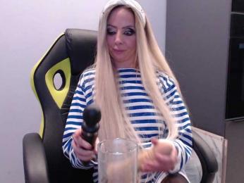 blondalina — Bongacams recorded stream image, 09.02.2025 21:40
