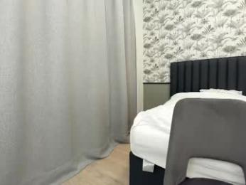 ehotlovea — Chaturbate recorded stream screenshot (10 Feb 2025)