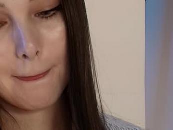 hollyextra — Chaturbate recorded stream image, 07.06.2025 14:20