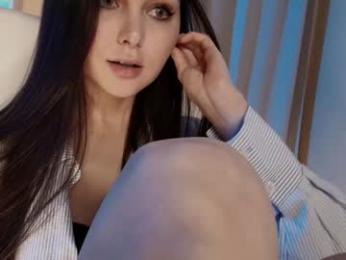 hollyextra — Chaturbate recorded stream image, 07.06.2025 14:20