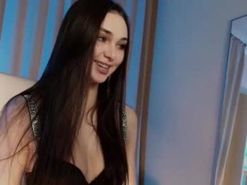hollyextra — Chaturbate recorded stream image, 07.06.2025 14:20