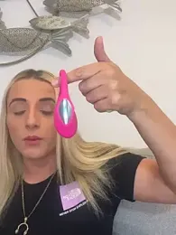 Strongqueen — Stripchat recorded stream image, 07.06.2025 21:50