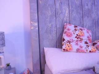 lara-giraldo — Camsoda recorded stream image, 08.06.2025 02:30