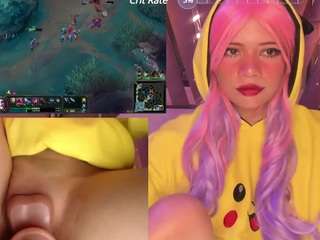 lilapop4 — Camsoda recorded stream image, 08.06.2025 13:50