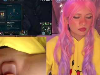 lilapop4 — Camsoda recorded stream image, 08.06.2025 13:50