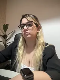 amooraaamoon — Stripchat recorded stream image, 09.06.2025 12:10