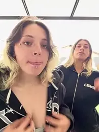 Enyeld_ruru — Stripchat recorded stream image, 09.06.2025 15:30