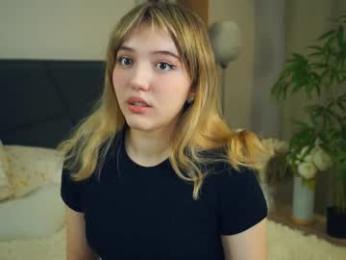 pinkncrazy — Chaturbate recorded stream screenshot (10 Feb 2025)