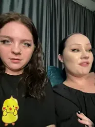 RollingGirls — Stripchat recorded stream image, 09.06.2025 13:00