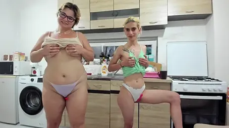 Julia35 — Stripchat recorded stream screenshot (09 Jun 2025)