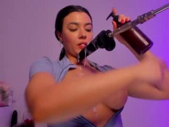 dakota_blare — Chaturbate recorded stream image, 10.06.2025 05:10